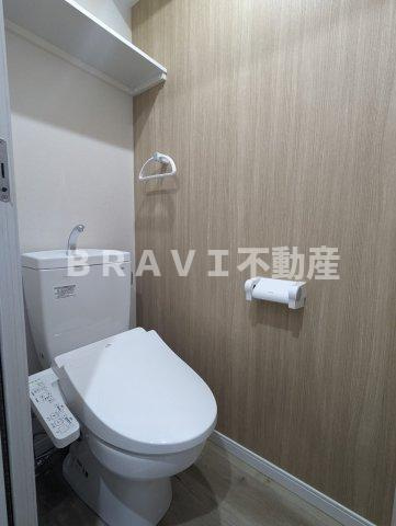 ドゥエリング緑橋 BRAVI不動産のトイレ|【ドゥエリング緑橋】シンプルで使いやすいトイレです