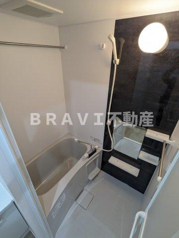 ドゥエリング緑橋 BRAVI不動産の浴室|【ドゥエリング緑橋】コンパクトで使いやすいお風呂です