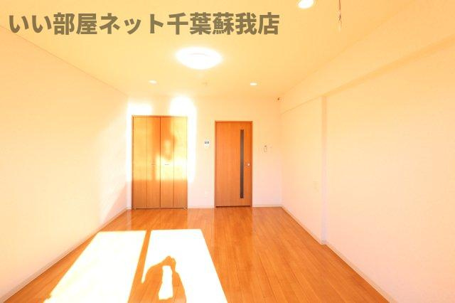 Biz STAY 千葉・蘇我の洋室|落ち着いた色調の洋室です
