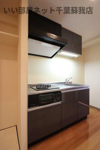 Biz STAY 千葉・蘇我のキッチン|コンパクトなキッチンで掃除もラクラク