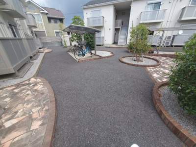 【エントランス】 | グリーンヴィレッジA棟 | ゆとりのあるエントランスです