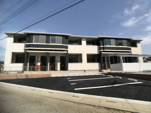 【駐車場】 | NouvelleVague | 車をお持ちの方に嬉しい駐車場付きの物件です