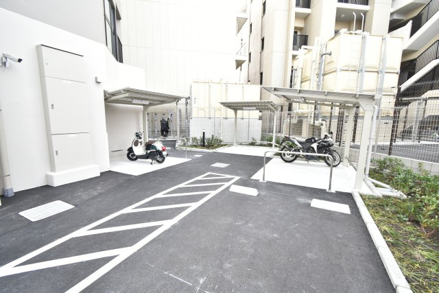 レーベン長岡天神ＣＲＥＳＩＳＴのその他共用部分|バイク置き場