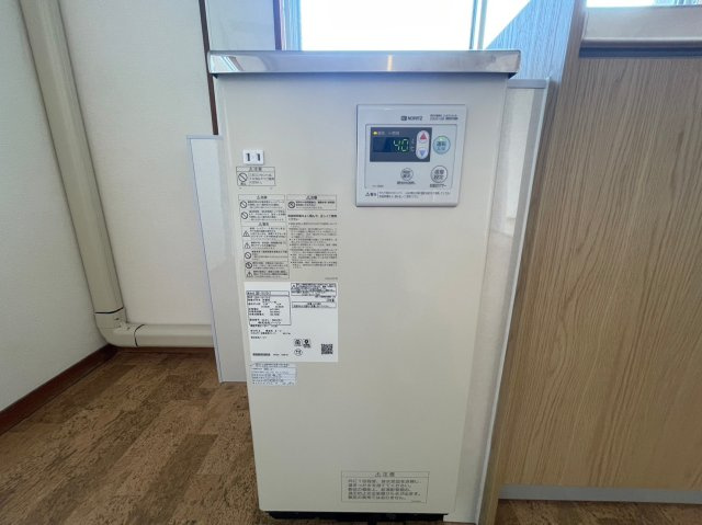 メゾン千代田の発電・温水設備|給湯機能操作リモコン。