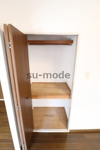 【収納】 | クリスタルシャトー | 別部屋写真