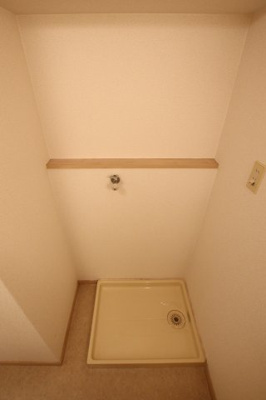 【設備】 | アーバンヴィラ登美丘 | 室内洗濯機置場