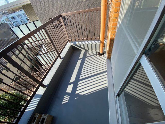 三旺マンション本山のバルコニー|陽当たり良好なバルコニーです