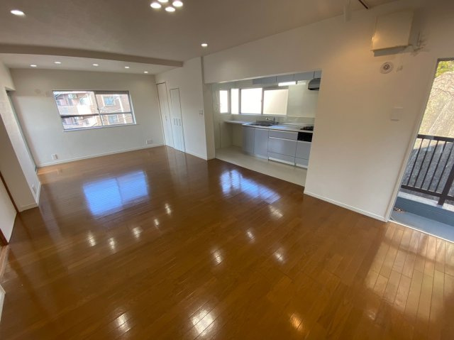 三旺マンション本山の居間・リビング|おしゃれな居間です