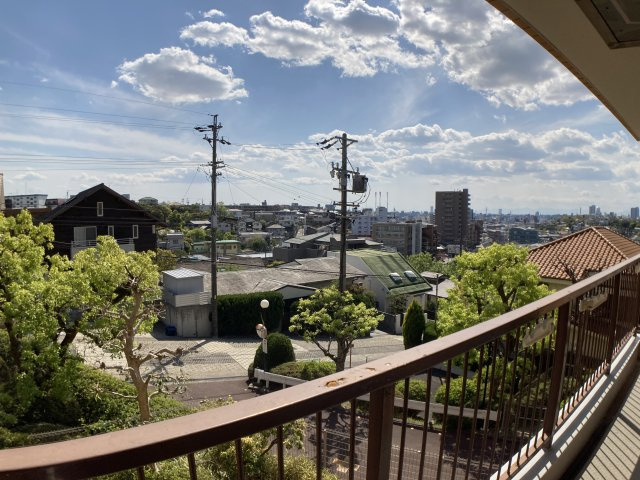 三旺マンション第三東山の展望|南側のバルコニーから見える景色はなかなかのものですよ！