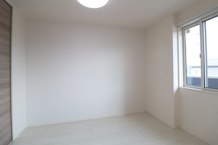 アクシア西本町の洋室
