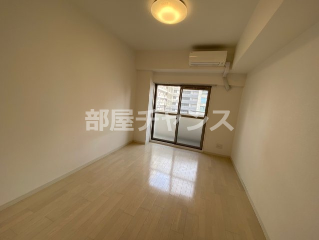 ArtizA東別院の居間・リビング