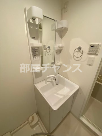 ArtizA東別院の洗面所