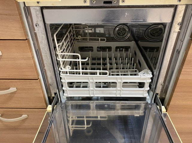 ユニーブルマンション本郷台の設備|食器洗浄乾燥機付きで家事の負担を軽減させます。