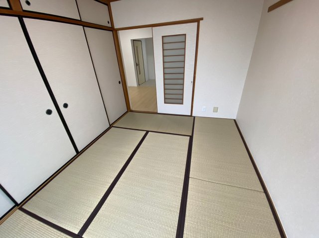 ユニーブルマンション本郷台の和室|趣のある和室です