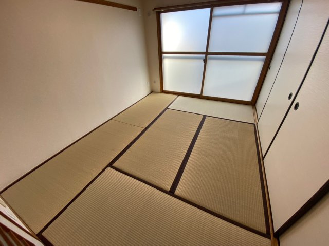 ユニーブルマンション本郷台の和室|和室がひろがる居住スペース