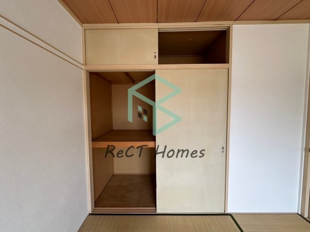 姫路市飾磨区中島のハイツの収納