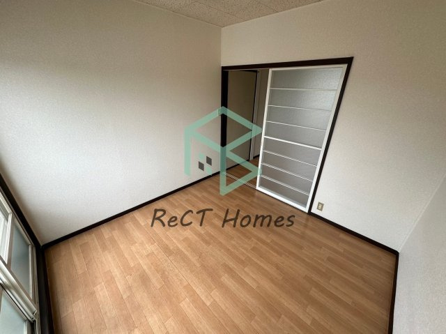 姫路市飾磨区中島のハイツの内装