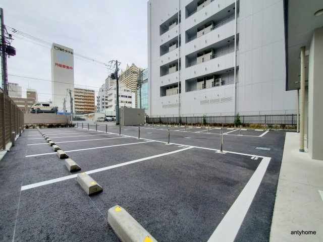 エスリードレジデンス大阪難波 仲介手数料無料の駐車場