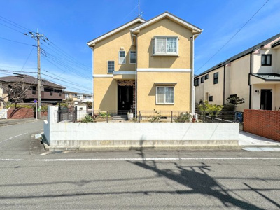【外観】 | ◆◇霧が丘5丁目　旧野村ホームの注文住宅◇◆ | ◆一戸建てを中心とした街並みが整然と続き、周辺は高い建物が建っていないので、緑の多い閑静な趣を感じる環境です。街並みや周辺環境も重要なポイントです！！