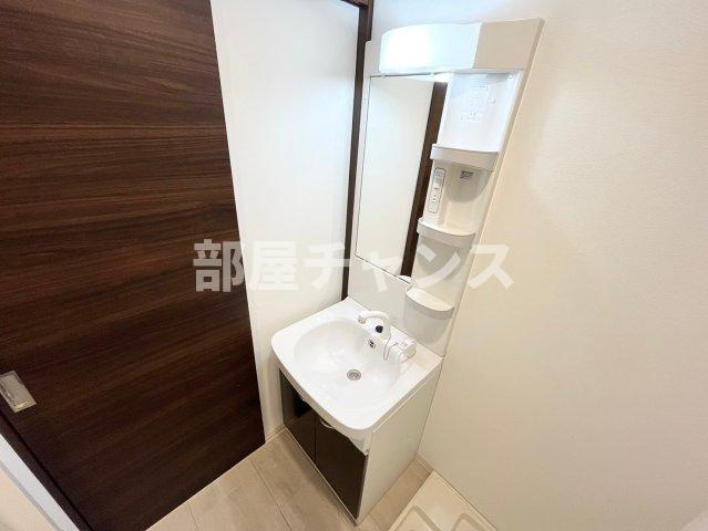 ArtizA浅間町の独立洗面台