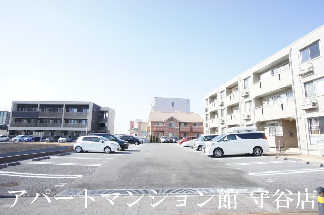 カーサ・ドルチェの駐車場