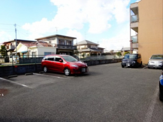 エクセル北浦の駐車場