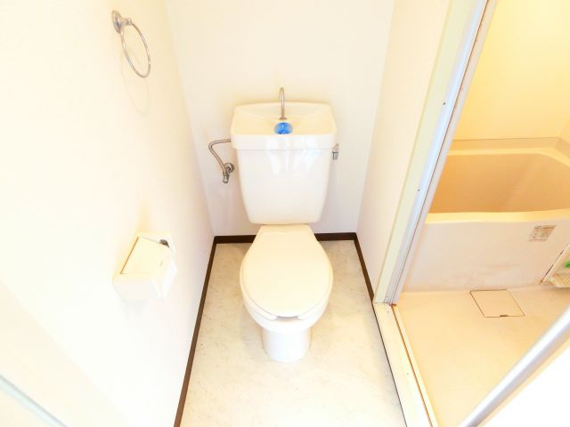 エクセル北浦のトイレ|同物件別部屋