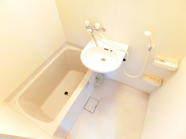 エクセル北浦の浴室|同物件別部屋