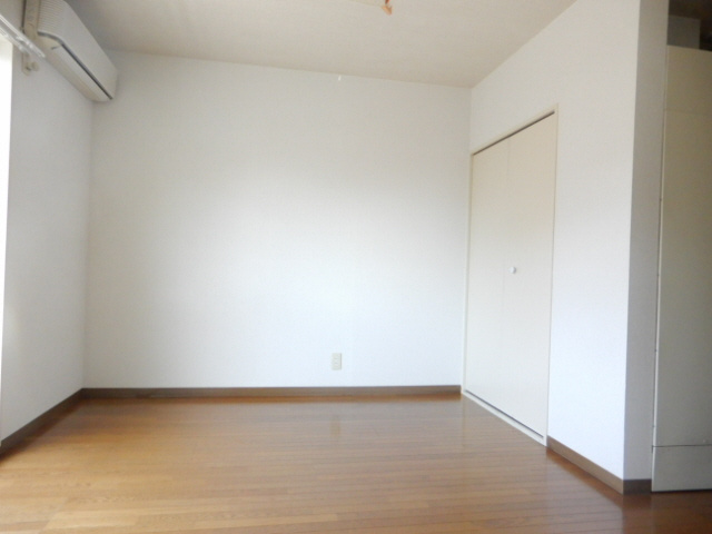 赤松コーポの居間・リビング