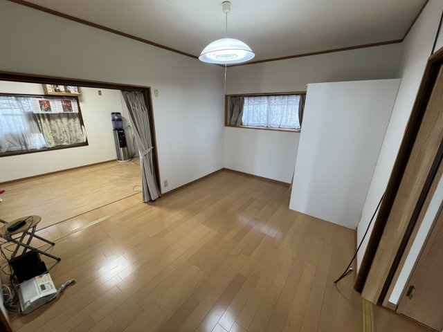 鏡町貝洲戸建ての居間・リビング