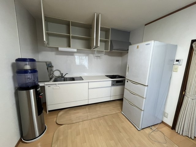 鏡町貝洲戸建てのキッチン