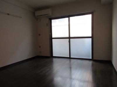 メルクマールK（メルクマールケー）の居間・リビング