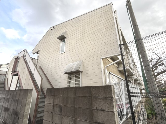 タウニー西町B棟の外観