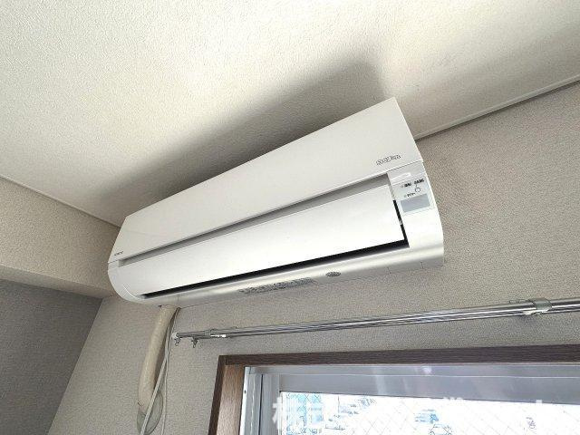 ル・モンド交成の設備