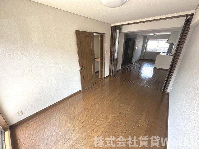 ル・モンド交成のその他