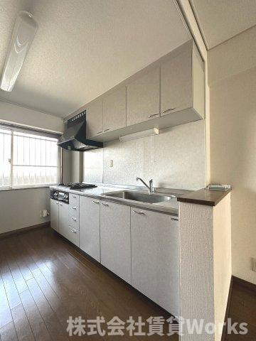 ル・モンド交成のキッチン|きれいなキッチンです