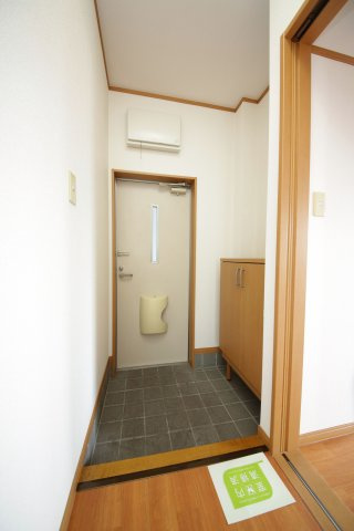 パルやなべの玄関