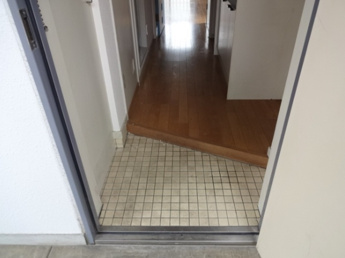 【玄関】
