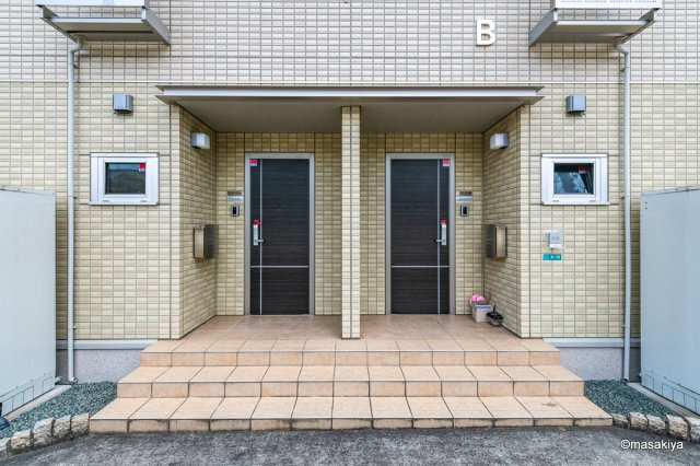 エスポワールYのエントランス