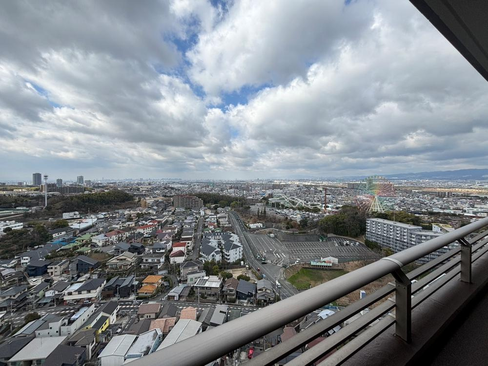 グランオーパスC棟の展望|物件からの展望■物件内覧・資金計画相談・住宅ローン相談、リフォーム相談、お問合せ受付中■
※当日・翌日のご内覧、ご相談はお電話でのお問合せがスムーズです！