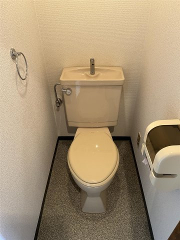 カサグランデ嵯峨野のトイレ
