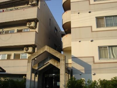 カサグランデ嵯峨野の外観