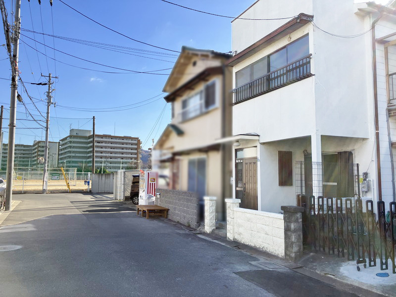 北岸和田3丁目　中古一戸建ての前面道路含む現地写真|外観
■物件内覧・資金計画相談・住宅ローン相談、リフォーム相談、お問合せ受付中■
※当日・翌日のご内覧、ご相談はお電話でのお問合せがスムーズです！