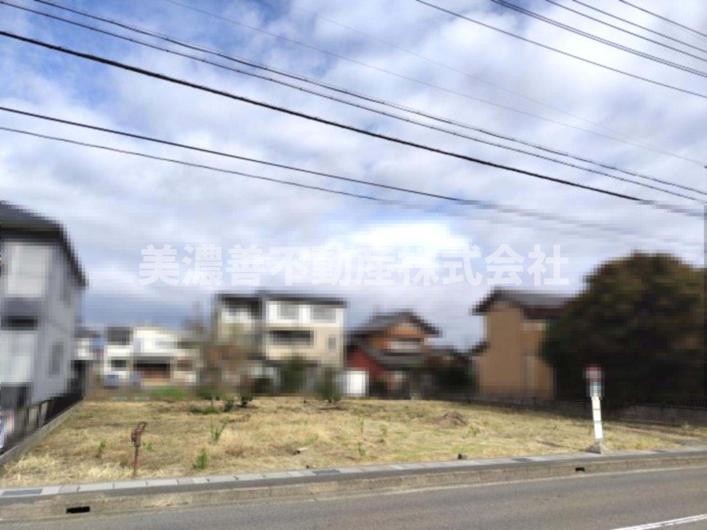 ６２１１５　岐阜市萱場東町８丁目土地の外観