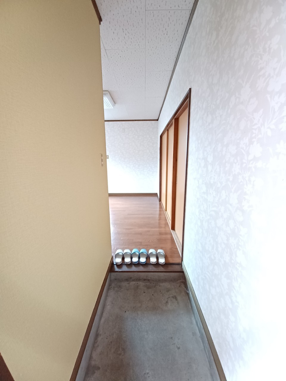 アルシェ桜沢の玄関|玄関内側②