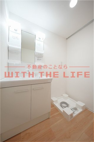 RENATUS　VERITE（リナトゥスベリテ）【キャッシュバック対象物件】の洗面所|広い洗面スペース