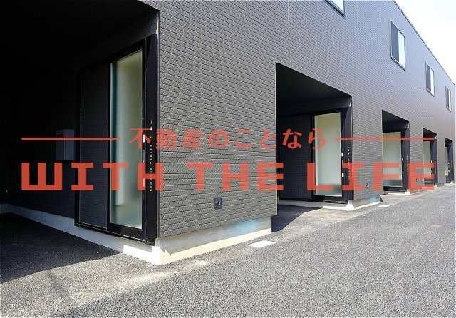 RENATUS　VERITE（リナトゥスベリテ）【キャッシュバック対象物件】のエントランス|落ち着いたエントランスです