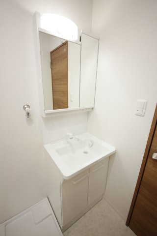 セレーノの独立洗面台