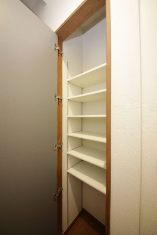 セレーノの収納|シューズボックスです