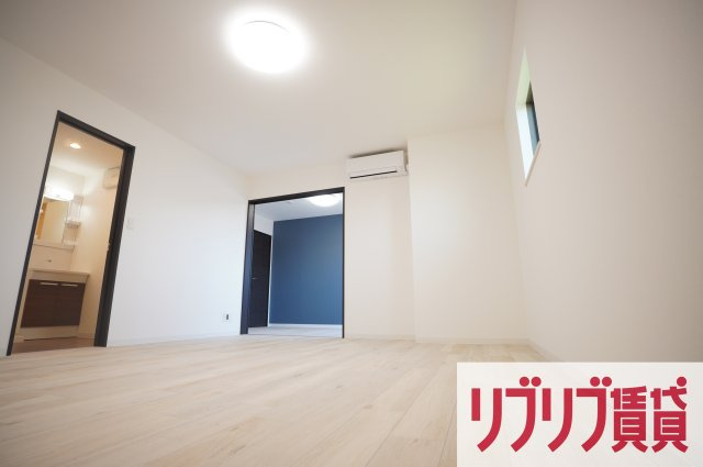 ジークレスト千葉浜野の居間・リビング